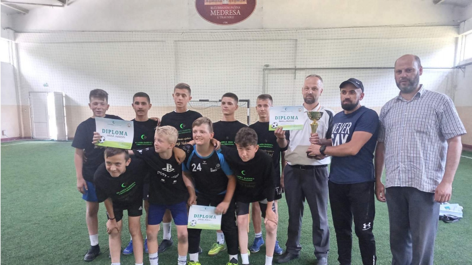 Ekipa Oborci- Šeherdžik osvojila prvo mjesto u finalu Mektebske lige Muftijstva travničkog u malom nogometu